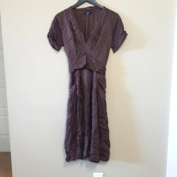 Stills Dresses & Skirts - Stills brown satin v neck  feminine classic french style midi dress size 8
